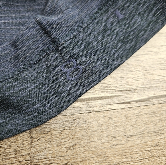 Lululrmon Navy Blue Swiftly Tech Tshirt Women's Size 8 - Picture 4 of 10